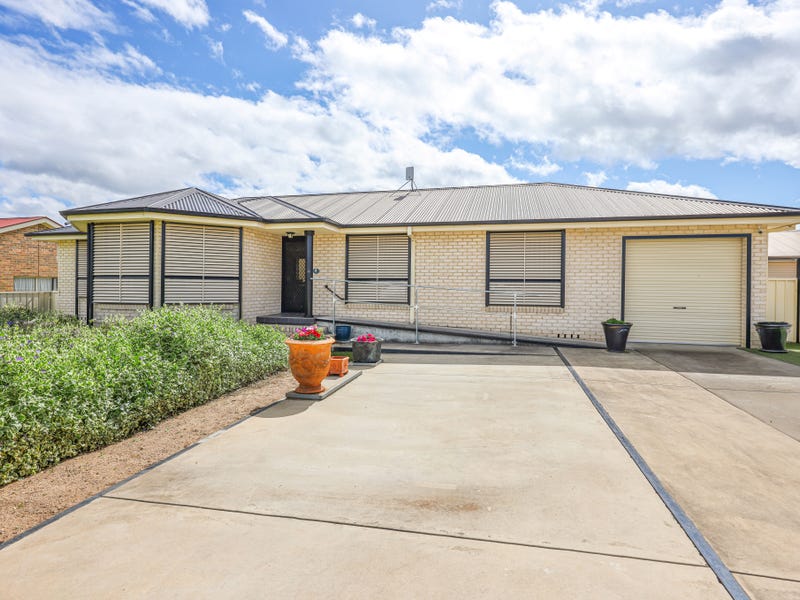 5 Joe Coates Place, Manilla, NSW 2346 Property Details