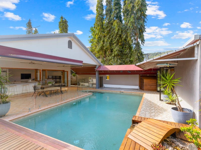 288 Pease Street, Edge Hill, QLD 4870
