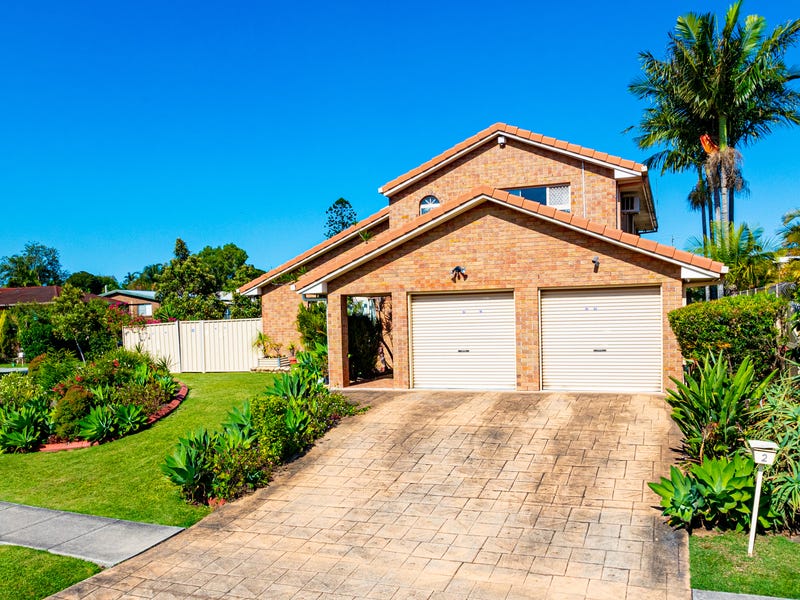 2 Pinnacle Place, Belmont, Qld 4153 Property Details