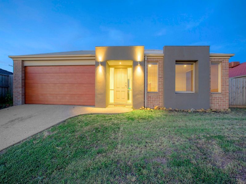 6 Gilbert Place, Berwick, VIC 3806