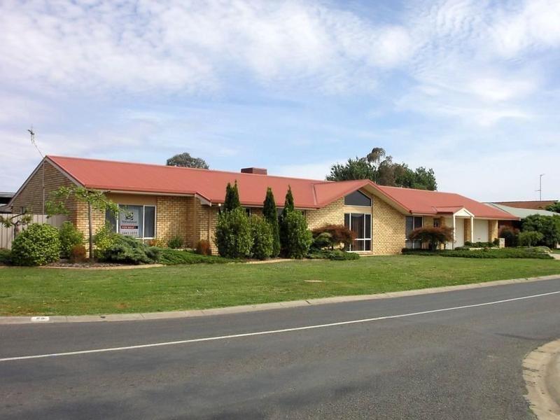 25 Russell Street, Numurkah, VIC 3636