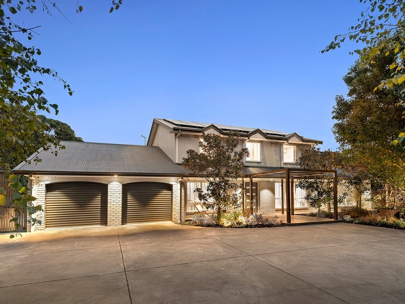 1 Yarralumla Drive, Langwarrin, Vic 3910 Property Details