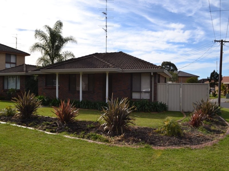 1/35 Loftus Drive, Barrack Heights, NSW 2528