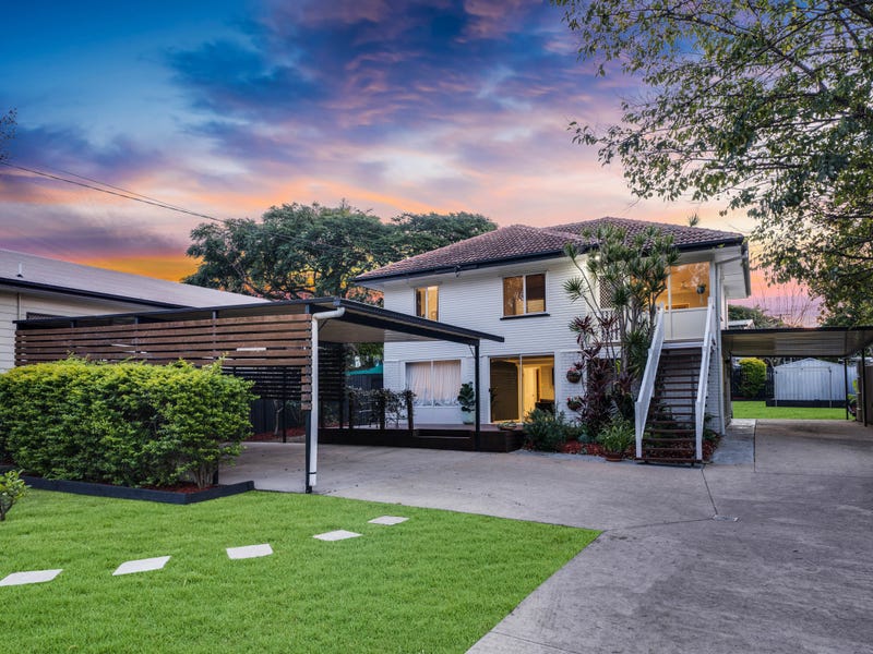 Houses for Sale in Wynnum West, QLD 4178