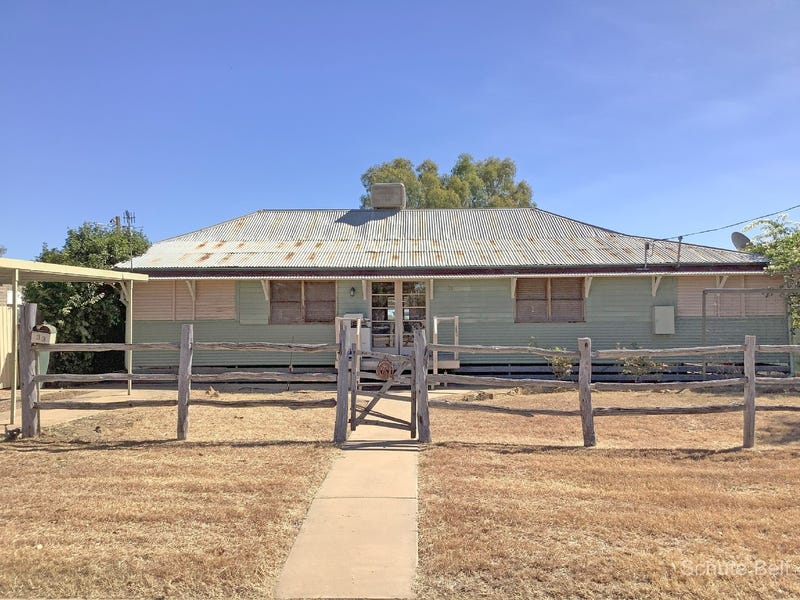 33 Eagle St, Longreach, Qld 4730 House for Sale