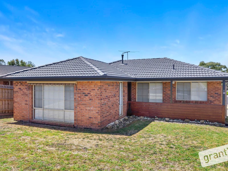 1/18 Blackwood Drive, Narre Warren, VIC 3805