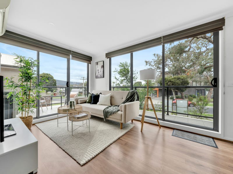 Real Estate & Property for Sale in Kilsyth, VIC 3137 (+1 location) Pg