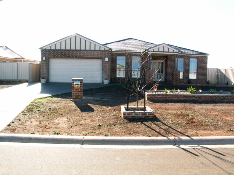 16 Northgate Drive, Melton West, VIC 3337