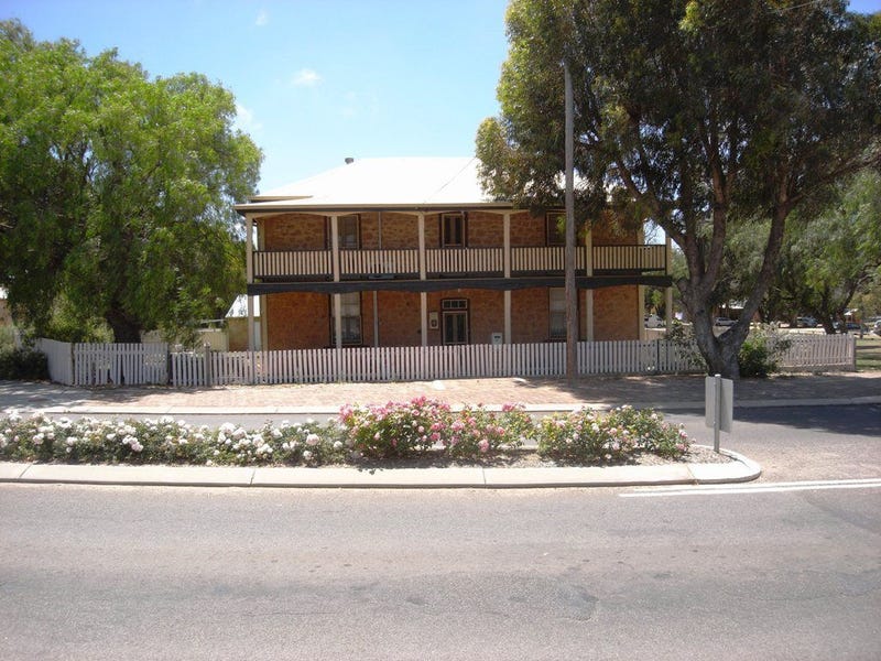 22 Waldeck Street, Dongara, WA 6525