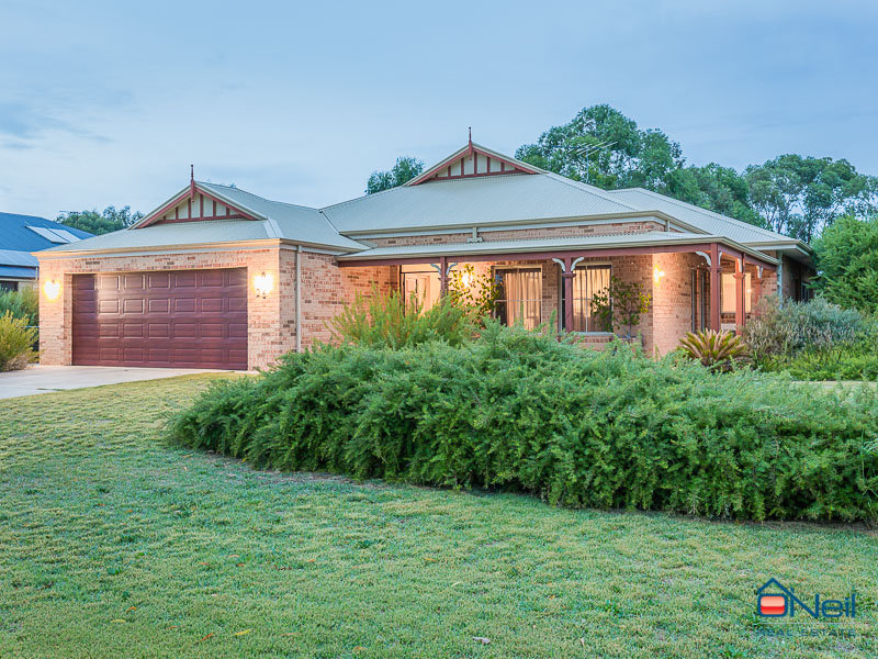 26 Caduceus Way, Hilbert, WA 6112 Property Details