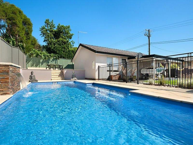 32 Frederick Street, Point Frederick, NSW 2250