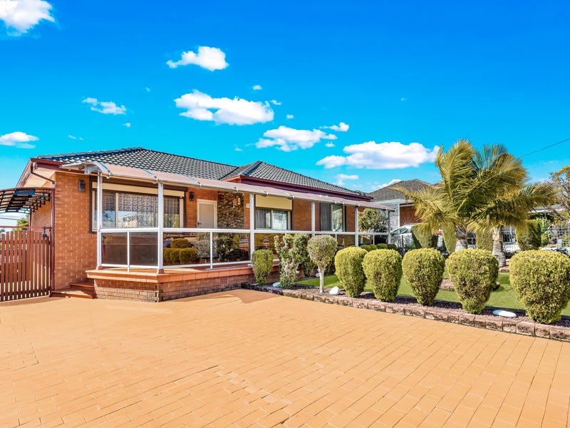 917 The Horsley Drive, Smithfield, NSW 2164 Property Details