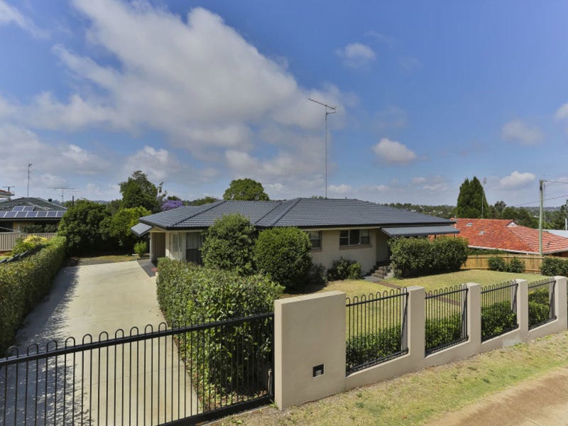 50 Ipswich Street, East Toowoomba, QLD 4350