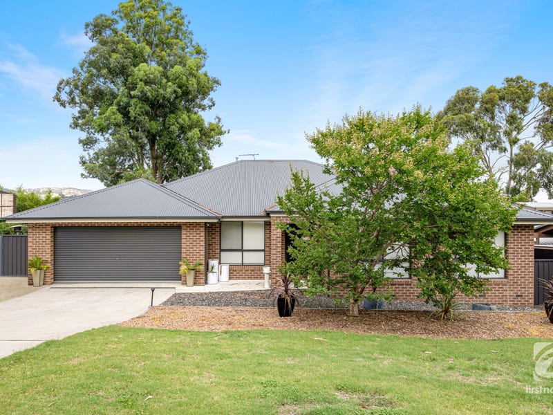 11 Warwick Road, Wodonga, Vic 3690 Property Details