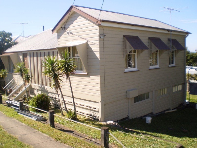 23 Gordon Parade, Manly, QLD 4179