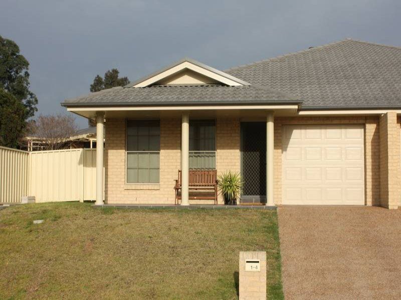 1/4 The Grove, Singleton, NSW 2330 Property Details