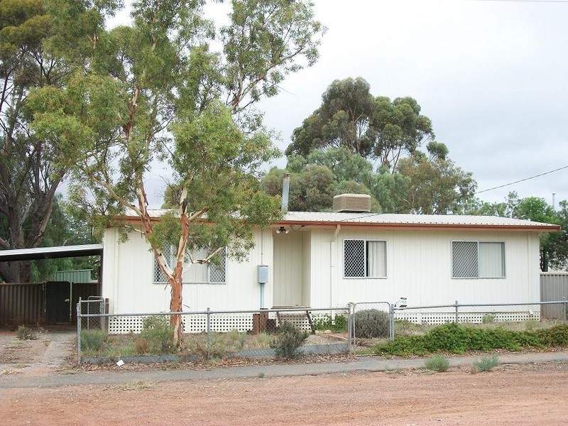 152 PRINSEP STREET, Norseman, WA 6443 Property Details