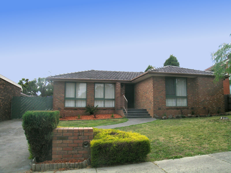 17 Metcalf Crescent, Rowville, Vic 3178 Property Details