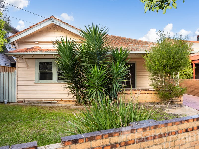 12 Lenore Cres, Williamstown, VIC 3016