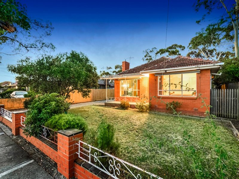 4 Deavey Court, Altona, Vic 3018 Property Details