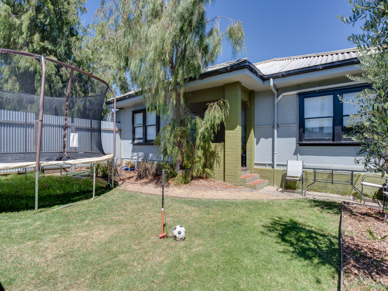 25 Hope St, Rosebud, Vic 3939 Property Details