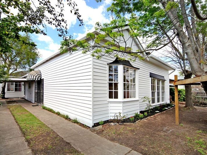 5 Tranmere Avenue, Carnegie, Vic 3163 Property Details