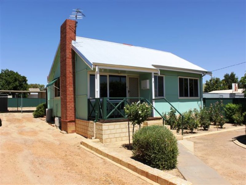 5 Caw Street, Merredin, WA 6415