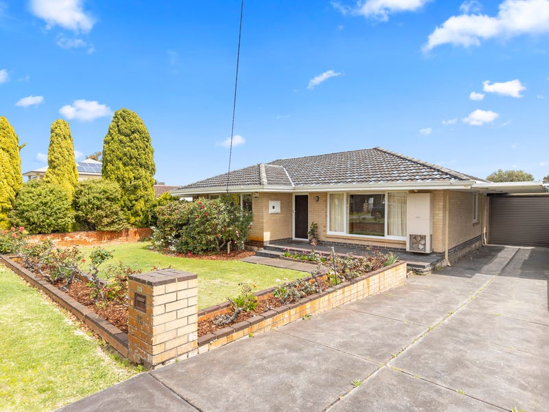 15 Street, Dianella, WA 6059