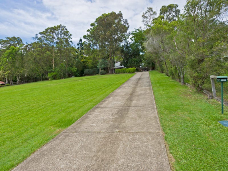 10 Street, Oxenford, QLD 4210