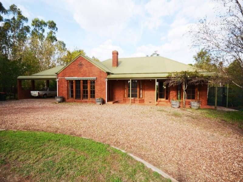 26 Arnold Road, Bridgewater On Loddon, VIC 3516