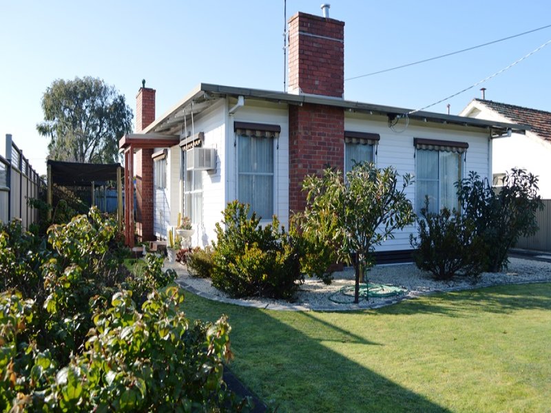 106 Armstrong Street, Colac, Vic 3250 Property Details