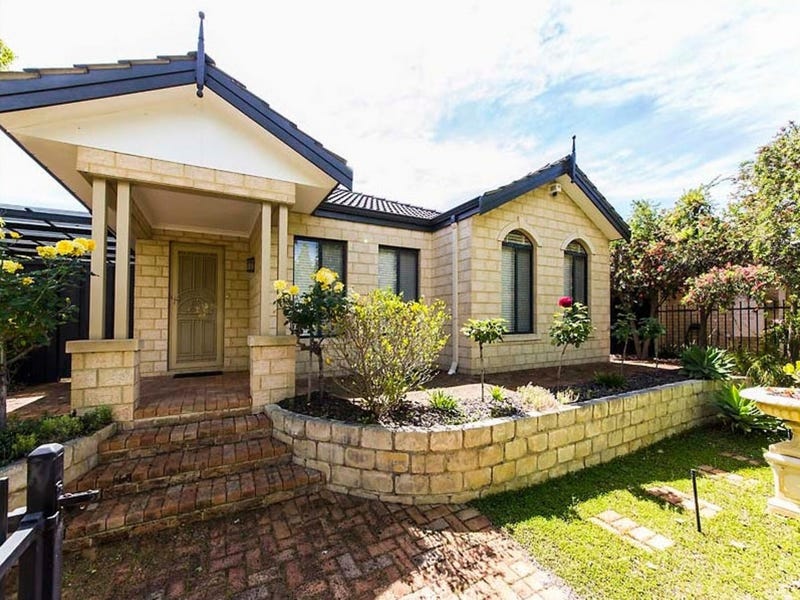 7 Woodlake Boulevard, Ellenbrook, WA 6069 Property Details