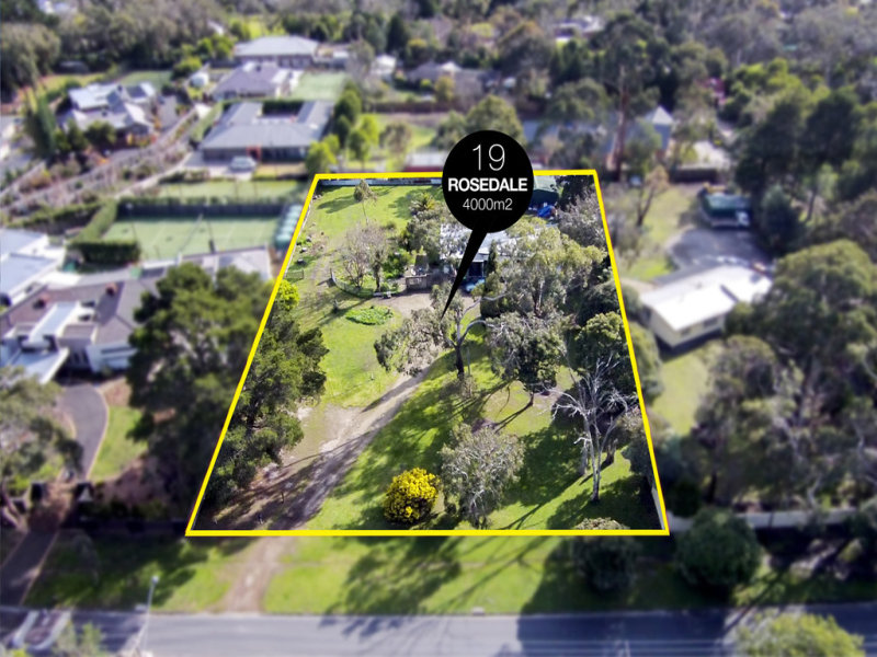 19 Rosedale Grove, Frankston South, VIC 3199