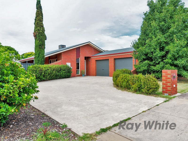 142 Cowan Street, Benalla, Vic 3672 Property Details