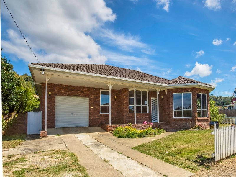 105 Weld Street, Beaconsfield, TAS 7270