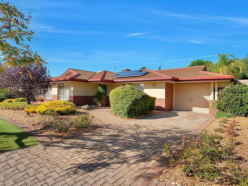 15 Petworth Parade, Greenwith, SA 5125