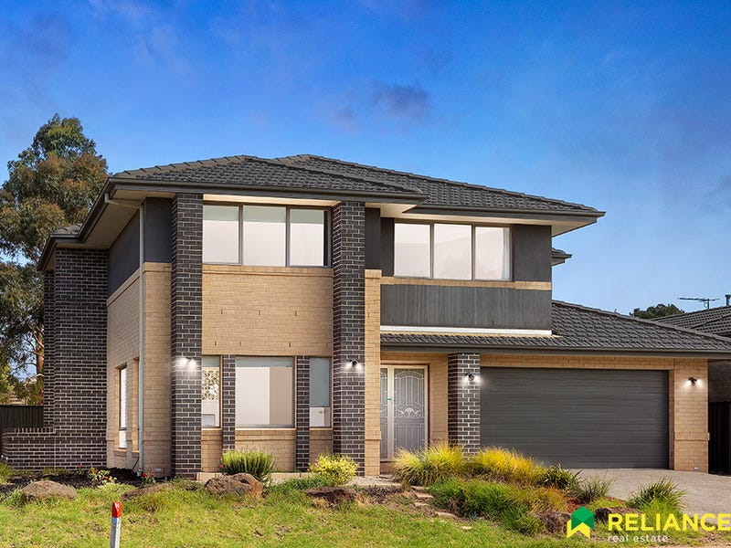 1 Ponsford Drive Point Cook Vic 3030 Realestate Com Au