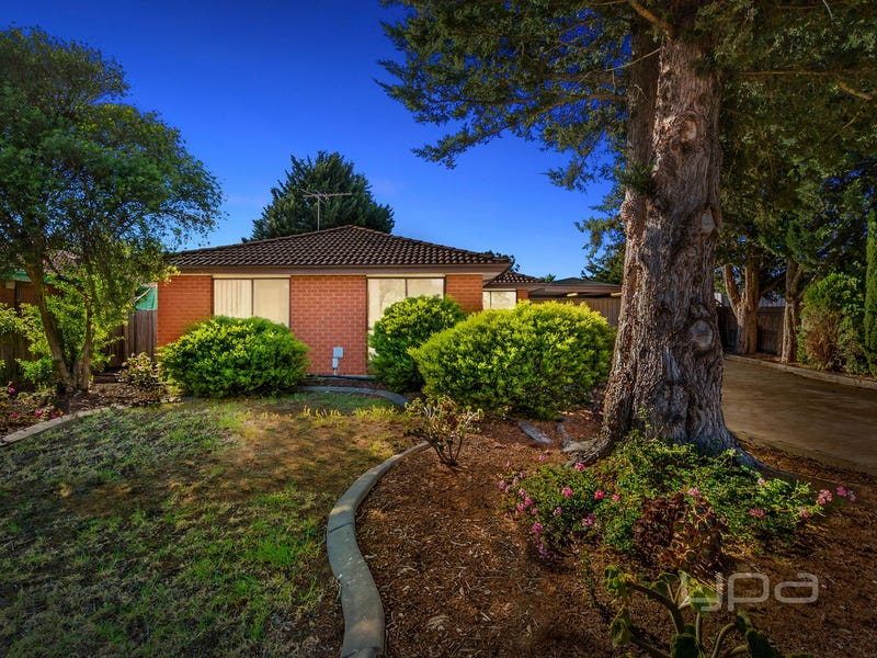 49 Dunvegan Drive, Kurunjang, Vic 3337 Property Details