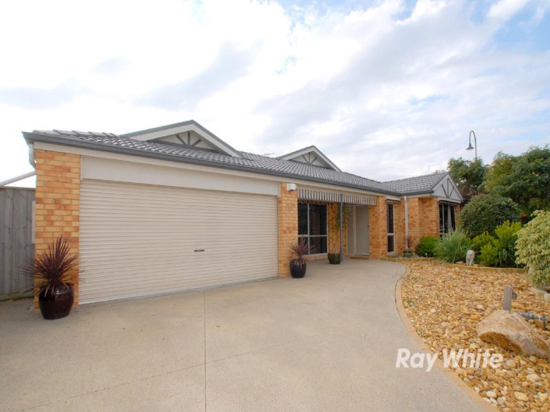 48 Brookland Greens Boulevard, Cranbourne, Vic 3977 Property Details