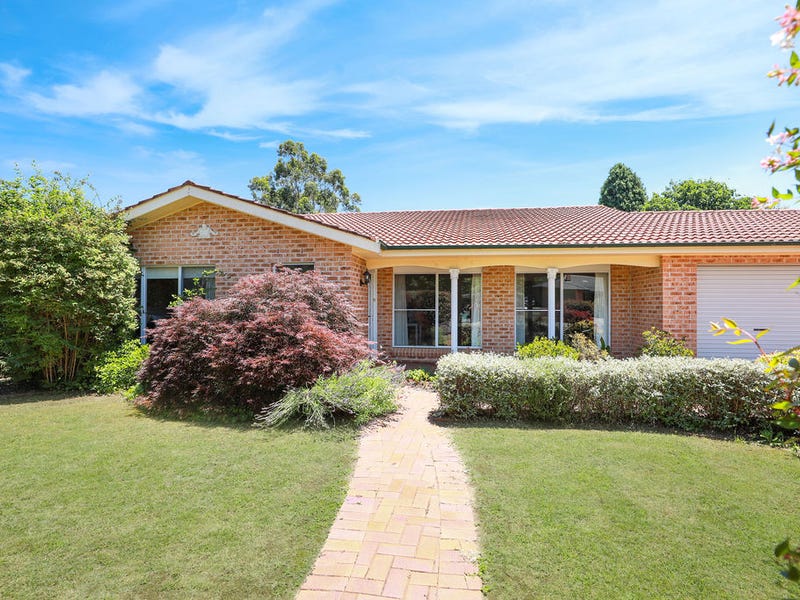 24 Braeside Drive, Bowral, NSW 2576 Property Details