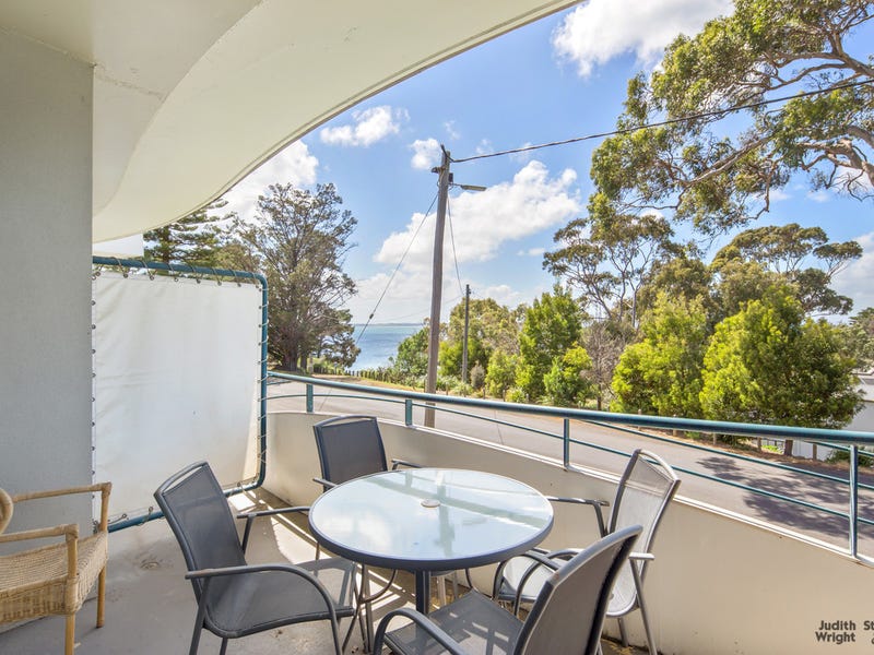 215/210 Steele Street, Cowes, Vic 3922 Property Details