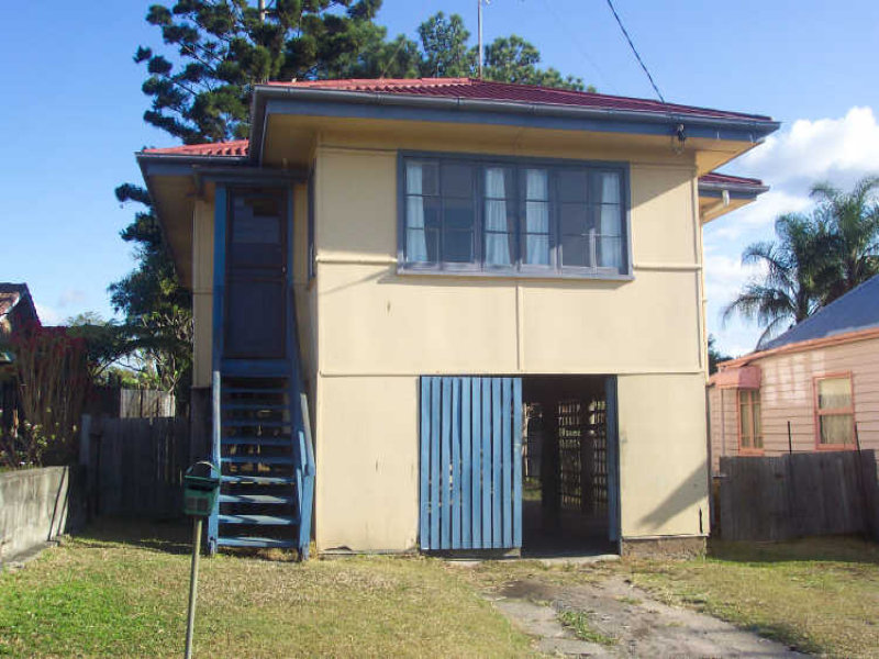 32 Johnston Street, Southport, QLD 4215