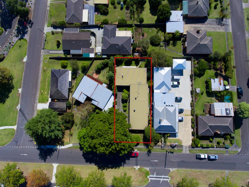 1, 2 & 3/27 Young Street, Drouin, Vic 3818 Property Details