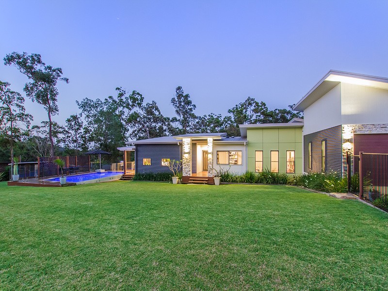 212 Carrington Road, Bonogin, Qld 4213 Property Details