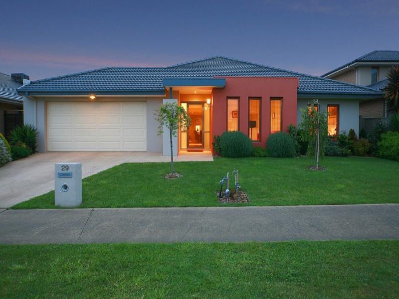29 Lakeside Drive, Sandhurst, Vic 3977 Property Details