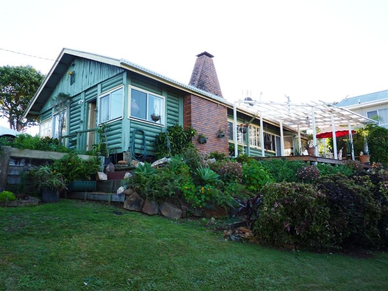 26 Post Office Road, Mapleton, QLD 4560