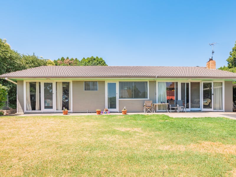 50 Garibaldi Street, Armidale, NSW 2350 Property Details