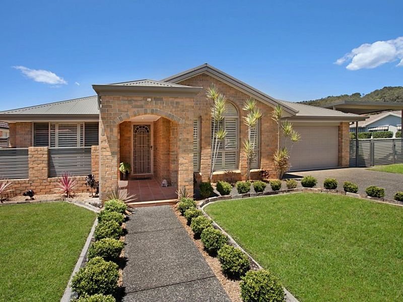 39 Green Point Drive, Belmont, NSW 2280 Property Details