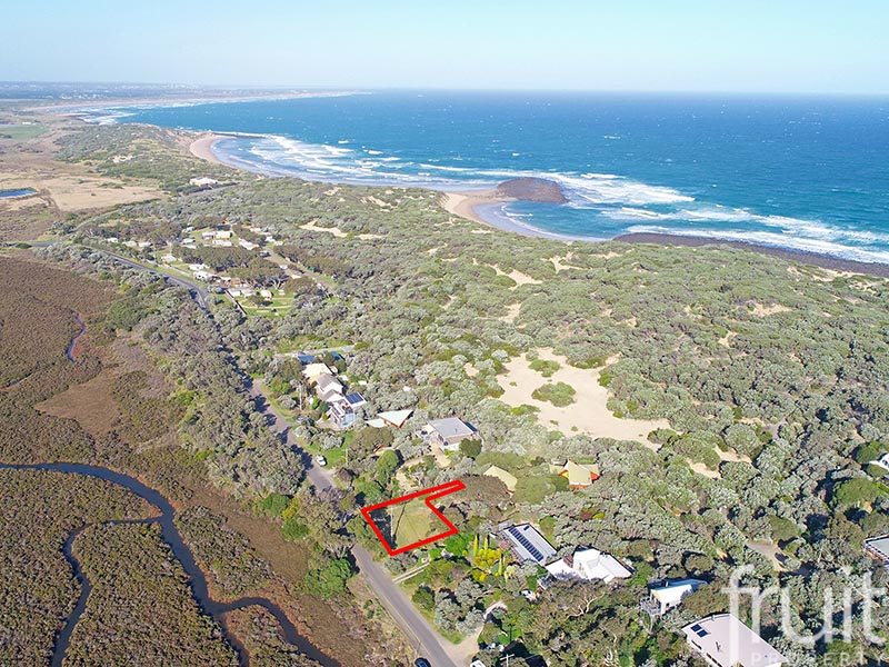 Land for Sale in Breamlea, VIC 3227