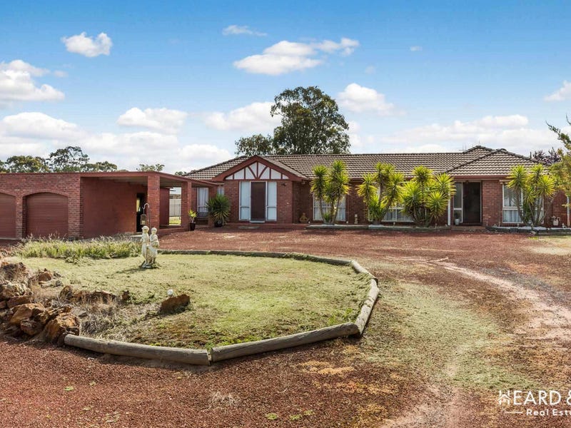 92 Taylors Lane, Strathfieldsaye, Vic 3551 Property Details